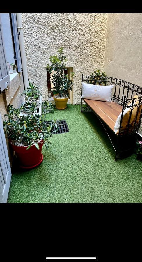 Au Coeur De Cassis Apartment ภายนอก รูปภาพ