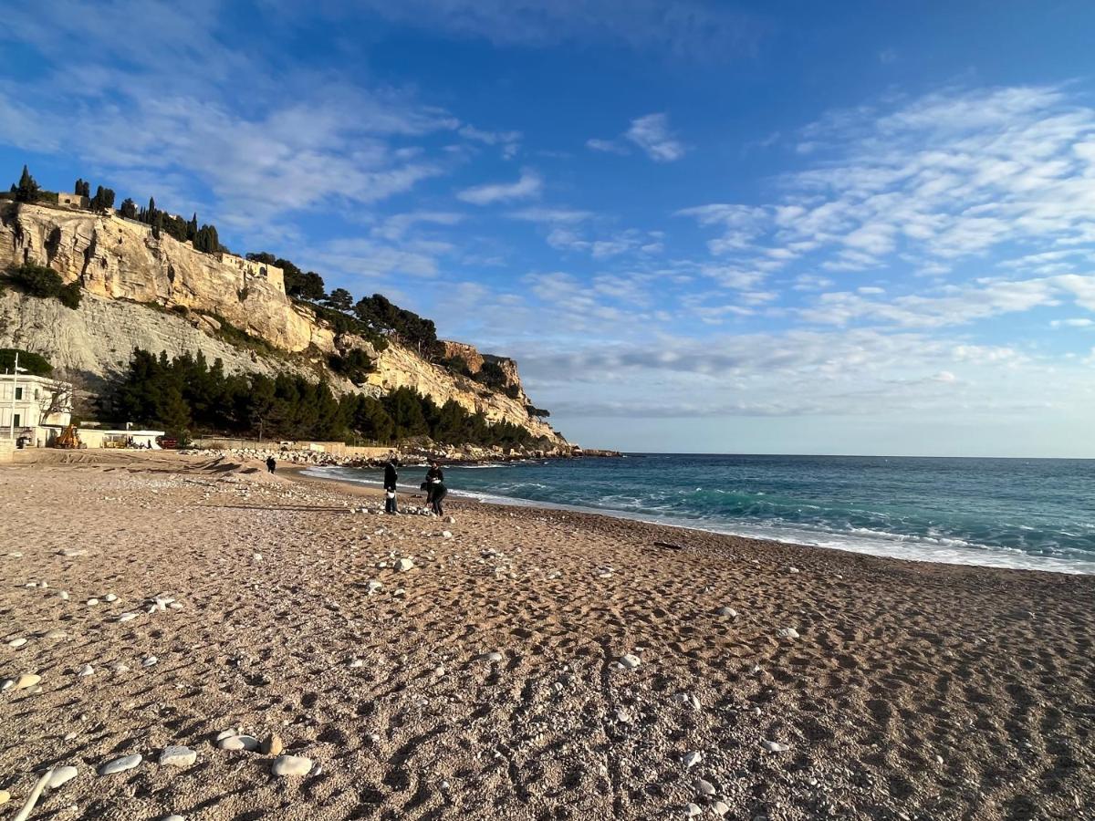 Au Coeur De Cassis Apartment ภายนอก รูปภาพ